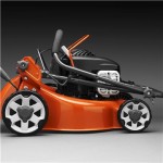 HUSQVARNA LC 140S LAWN MACHINE WITH PROMOTION + GIFT ASSEMBLY AND DEMONSTRATION OF OPERATION + ENGINE OIL.